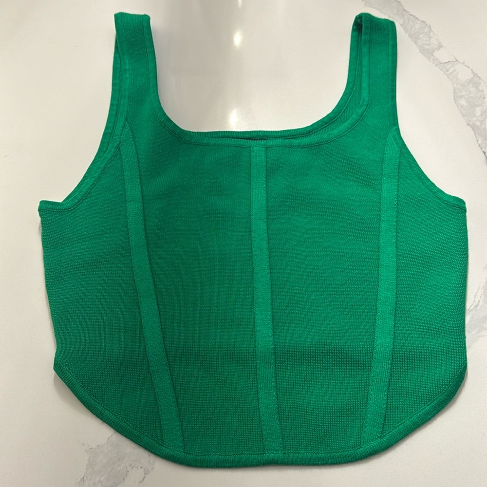 BNWT Green knit cropped tank